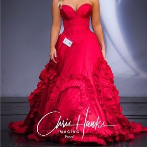 Sherri Hill. Size 2. Great condition